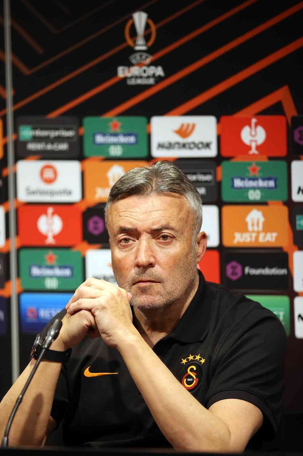Galatasaray Teknik Direktörü Domenec Torrent, Barcelona maçı öncesi yaptığı açıklamada, turu geçeceklerine inandığını söyledi. UEFA Avrupa Ligi ...