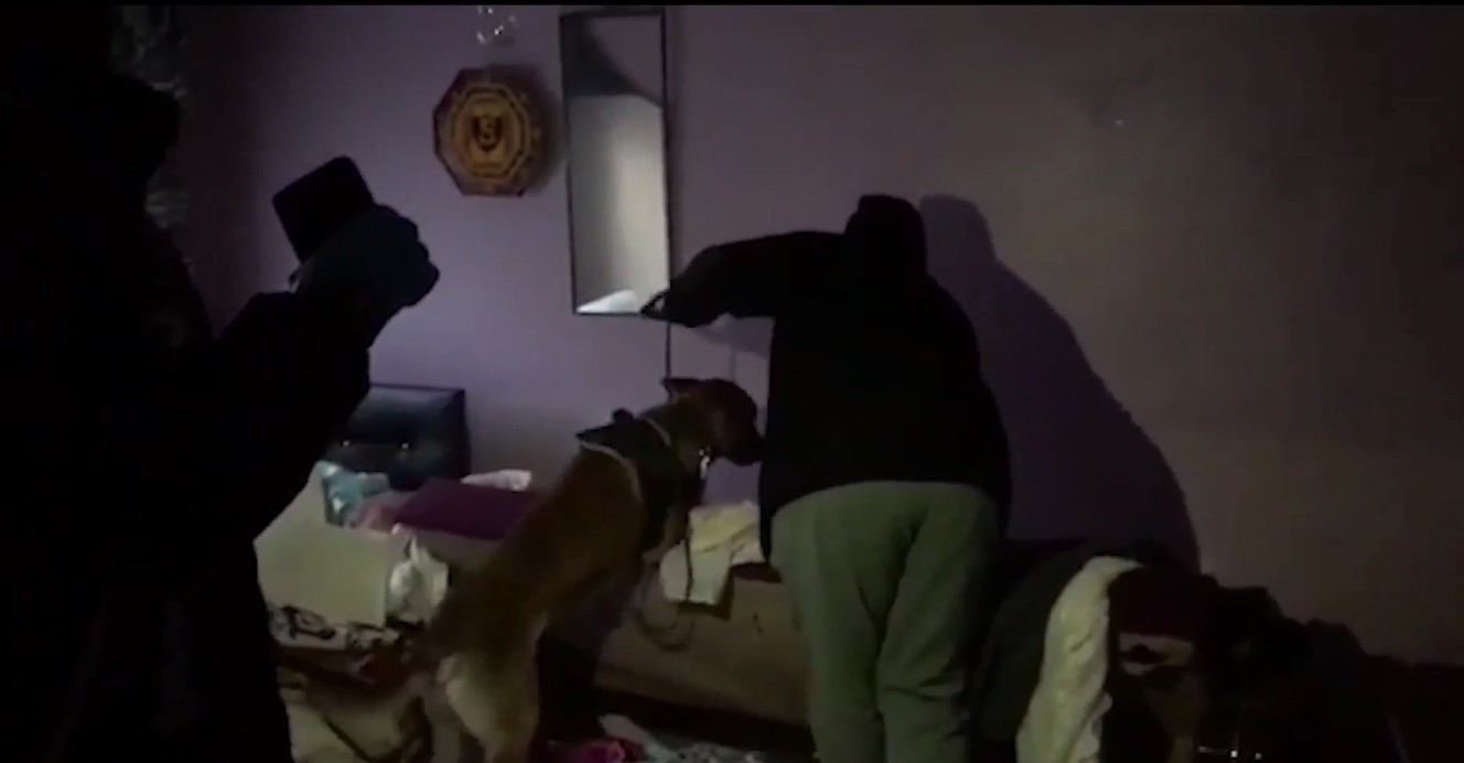 ’Tunca-2’ operasyonunda 20 kişi gözaltına alındı Edirne İl Emniyet Müdürlüğü Asayiş ve Narkotik Suçlarla Mücadele şubesi ekiplerince 16 adrese düzenlenen eş zamanlı operasyonda, 20 kişi ...