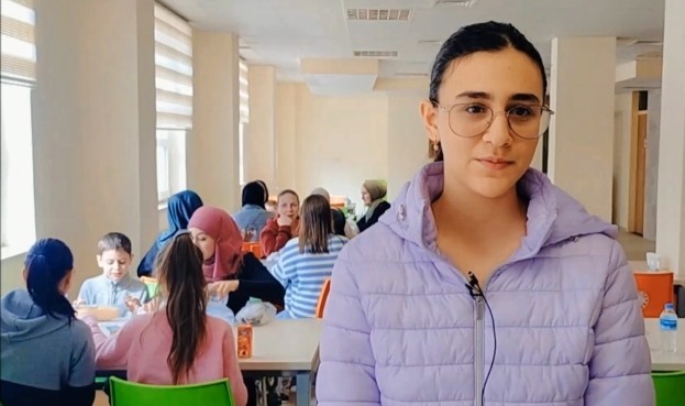 Rusya’nın Ukrayna’ya askeri müdahalesinin ardından çocuklarıyla birlikte Türkiye’ye tahliye edilen Kırım Tatar Türkleri, Edirne’de otelde misafir ...