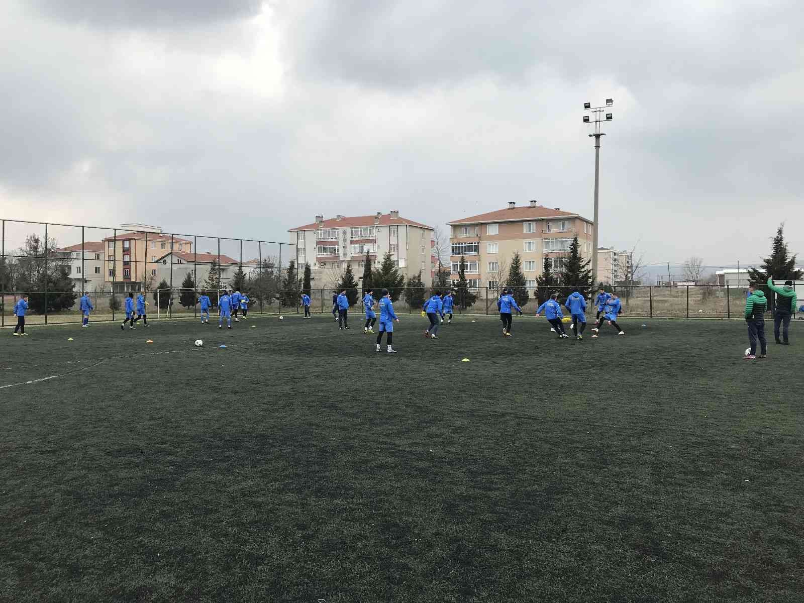 Ülkelerindeki savaş sebebiyle Türkiye’de mahsur kalan Ukrayna İşitme Engelli Futbol Milli Takımı, Brezilya’daki olimpiyatlara hazırlık ...