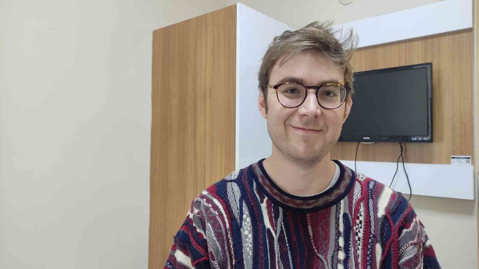 Uludağ’da yaralanan İngiliz turist sağlığına kavuştu Kayak yapmak için Uludağ’a gelen ve snowboard yaparken kaza geçiren İngiltere vatandaşı Oliver Brown Çekirge Devlet Hastanesi’nde ...