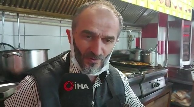 Ümraniye’de kiralık araçla hatalı dönüş yapan ehliyetsiz sürücüsü, cadde üzerinde seyir halinde olan motosikletliye çarptı. Motosiklet sürücüsü ...