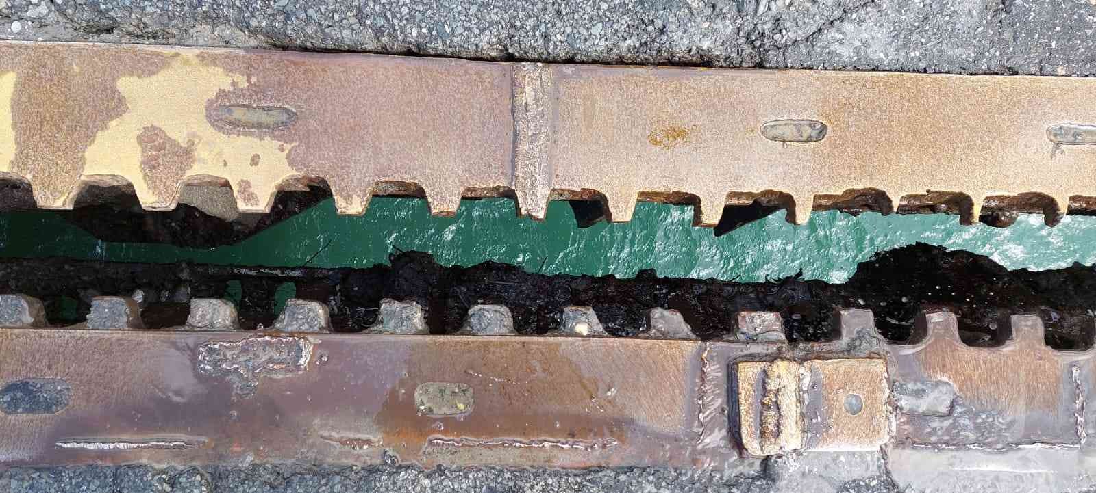 Unkapanı Köprüsü, bağlantı noktasındaki ayrılma nedeniyle trafiğe kapatıldı Unkapanı Köprüsü, bağlantı noktasındaki ayrılma nedeniyle trafiğe kapatıldı. İBB ekipleri, köprüde inceleme başlattı. Fatih ve Beyoğlu’nu ...