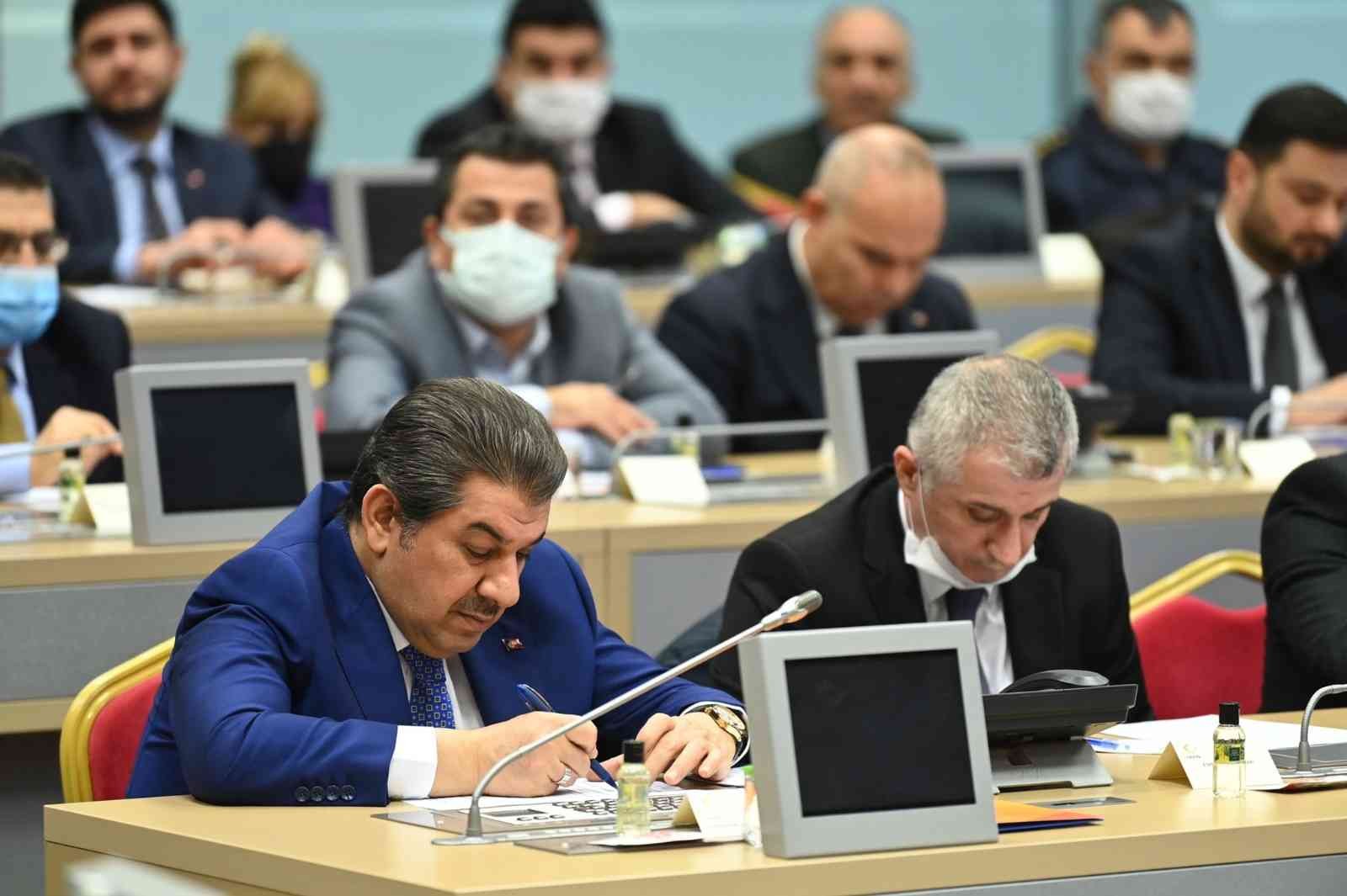 Vali Yerlikaya başkanlığında “Karla Mücadele Hazırlık Toplantısı” İstanbul Valisi Ali Yerlikaya başkanlığında “Karla Mücadele Hazırlık Toplantısı” gerçekleştirilerek; İstanbul’da beklenen kar yağışıyla ilgili ...