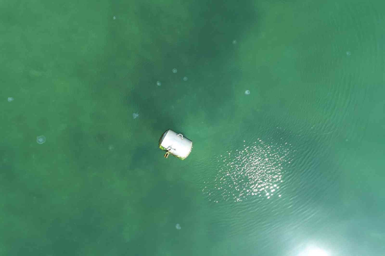 Yalova’nın Armutlu ilçesi açıklarında deniz mayını olduğundan şüphelenilen cismin şamandıra çıkması herkese rahat nefes aldırdı. Alınan bilgiye ...