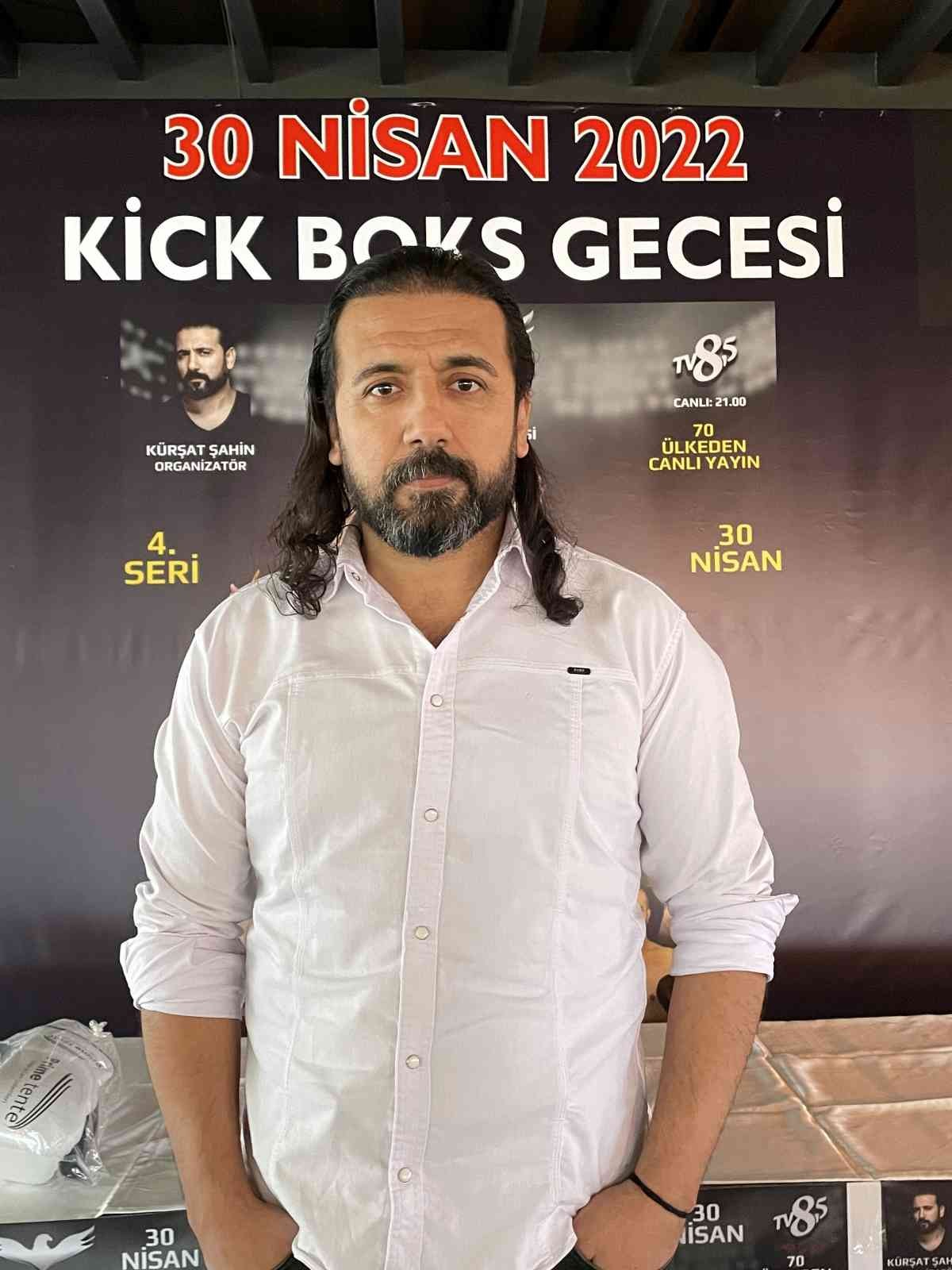 Spor organizatörü Kürşat Şahin’in organize ettiği ve 70 ülkede canlı yayınlanacak olan “Kick Boks Gecesi” düzenlenen basın toplantısıyla ...