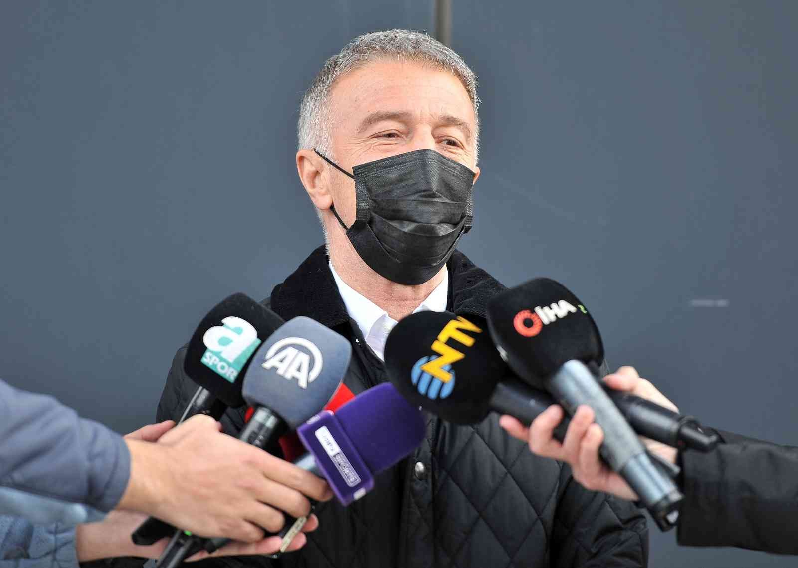 Kulüpler Birliği Başkanı Ahmet Ağaoğlu, TFF Başkanı Nihat Özdemir’in istifasının ardından konuştu. Özdemir’in istifasını kimsenin beklemediğini ...
