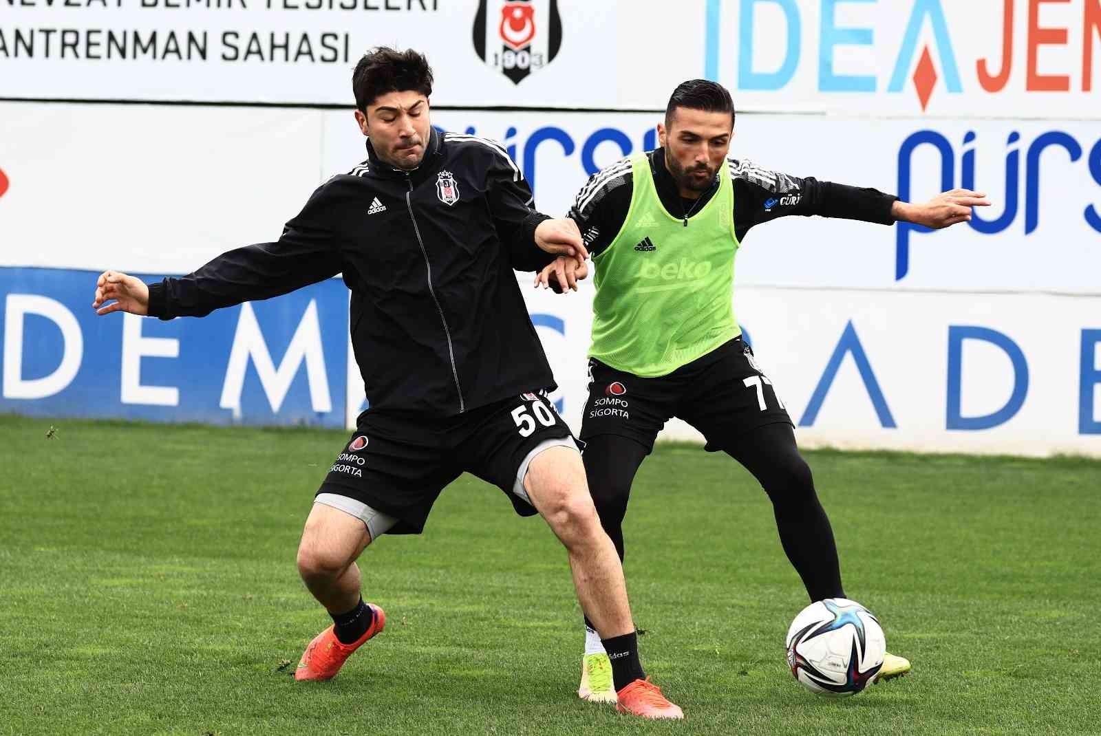 Beşiktaş, Spor Toto Süper Lig’in 32. haftasında cumartesi günün evinde oynayacağı Alanyaspor maçının hazırlıklarına ara vermeden başladı. BJK ...