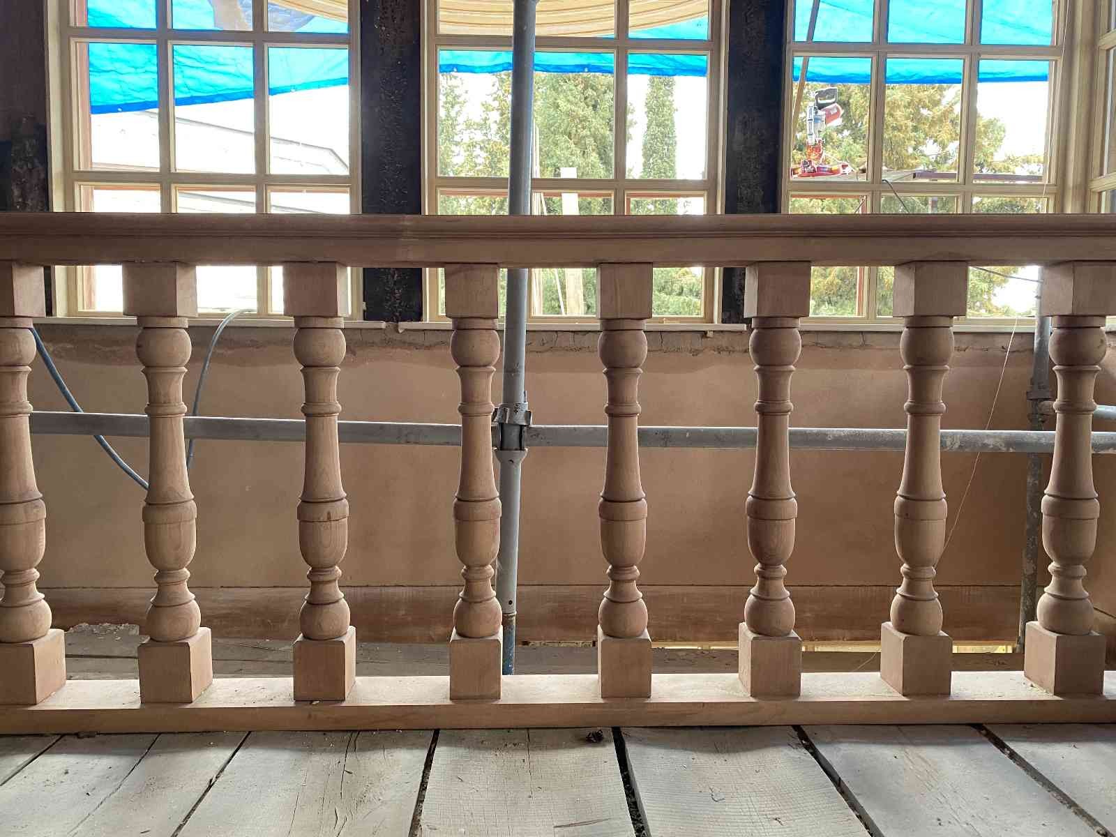 Beyazıt Camii Hünkar Kasrı küllerinden doğuyor Tarihi Beyazıt Camii Hünkar Kasrı, 2011 yılında geçirdiği yangınla adeta küle döndü. Günümüze ulaşabilen en eski hünkar mahfili örneği olan ...