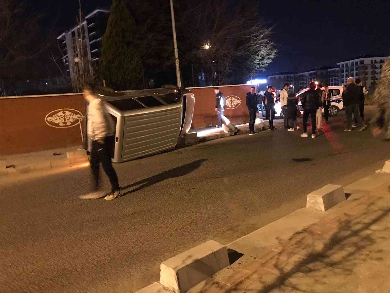 Çorlu’da korkutan kaza Tekirdağ’ın Çorlu ilçesinde iki aracın çarpışması sonucu meydana gelen kazada 1 kişi hafif yaralandı. Kaza, Hürriyet Mahallesi Balık Sokak’ta ...