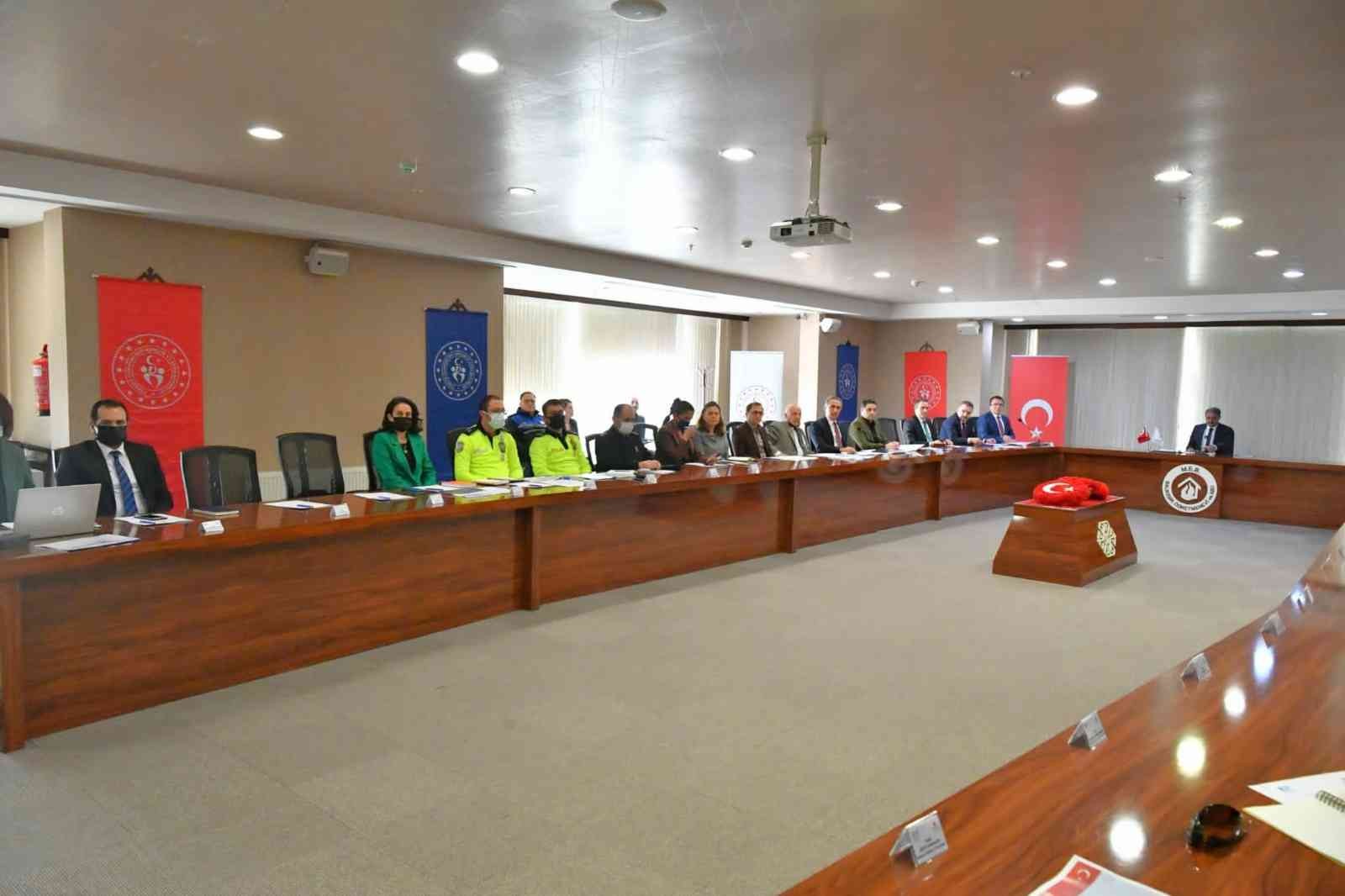 Cumhurbaşkanlığı Türkiye Bisiklet Turu hazırlık toplantısı yapıldı Türkiye Bisiklet Federasyonu tarafından bu yıl 57’ncisi yapılacak olan Cumhurbaşkanlığı Türkiye Bisiklet Turu’nun (Tour of Türkiye) Ayvalık ve ...