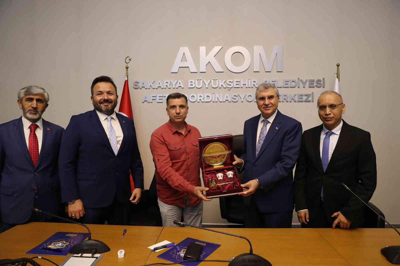 Dünya Karate Şampiyonası’na katılacak sporcular Sakarya’da seçilecek 26-30 Ekim tarihleri arasında yaklaşık 120 ülkenin katılacağı Dünya Karate Şampiyonası’nda Türkiye’yi temsil edecek sporcular Sakarya’da ...