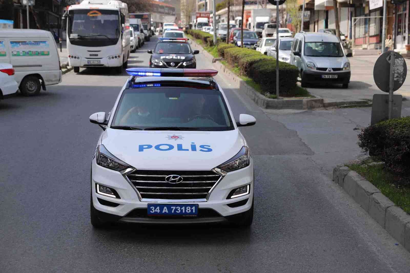 Engelliler polis oldu Türk Polis Teşkilatı’nın 177. yılı dolayısıyla düzenlenen etkinlikte Bağcılar Belediyesi Feyzullah Kıyıklık Engelliler Sarayı kursiyerleri, bir ...