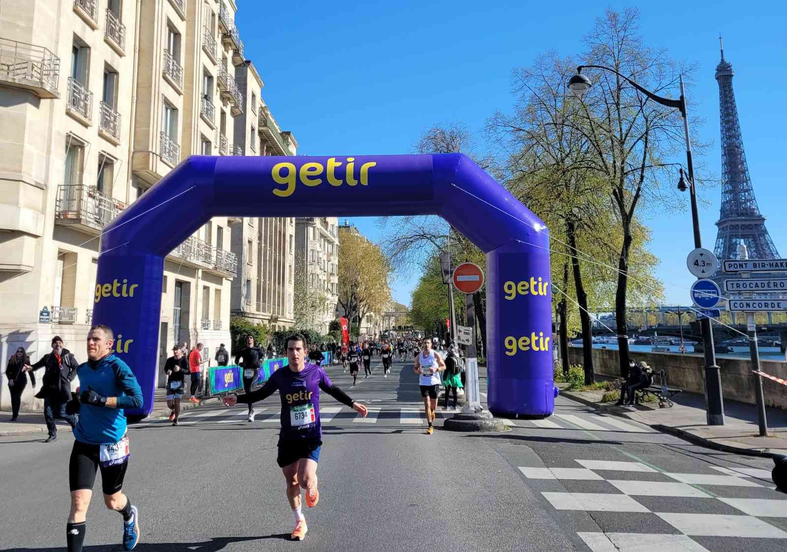 Getir, Paris Maratonu’nun resmi sponsoru oldu Getir, spora verdiği desteği bu yıl 45’incisi düzenlenen dünyanın en önemli maratonlarından Schneider Electric Paris Maratonu ile sürdürüyor ...