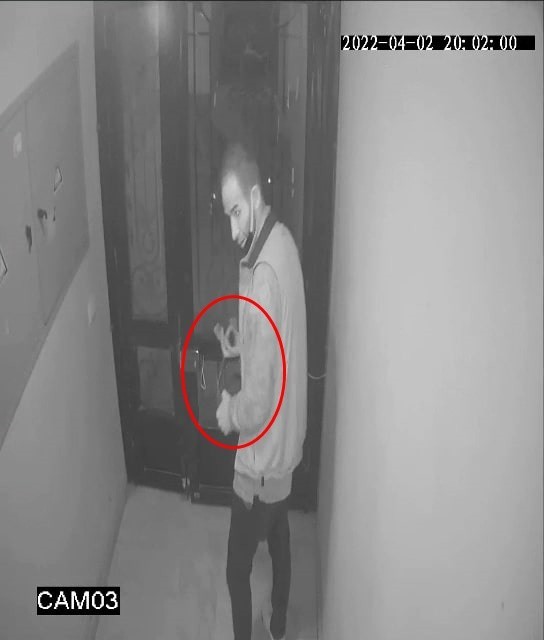 İftar saatini fırsat bilip, genç kadının çocukluk hayalini böyle çaldılar Sakarya’nın Adapazarı ilçesinde iftar saatini fırsat bilen hırsızlar, Hanife Tekin’in çocukluk hayali olan bisikletini dakikalar içinde çaldı ...