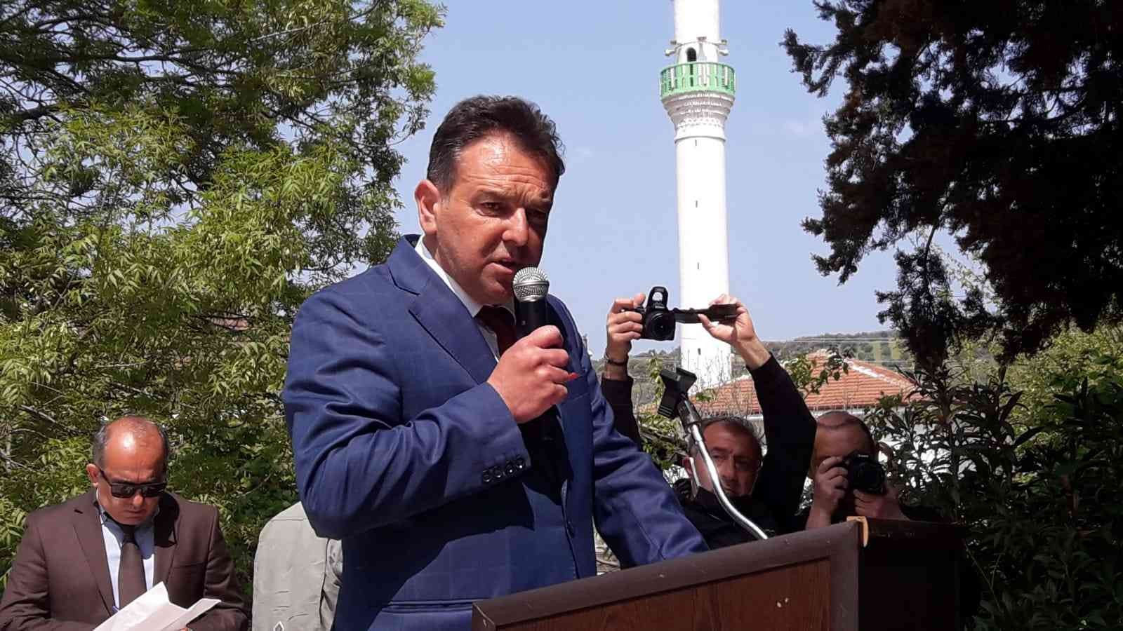 Kocadere’de katledilen 830 şehit anıldı Yalova’nın Çınarcık ilçesine bağlı Kocadere köyünde 29 Nisan 1921 tarihinde Yunan askerleri, Rum ve Ermeni çeteleri tarafından katledilen 830 ...