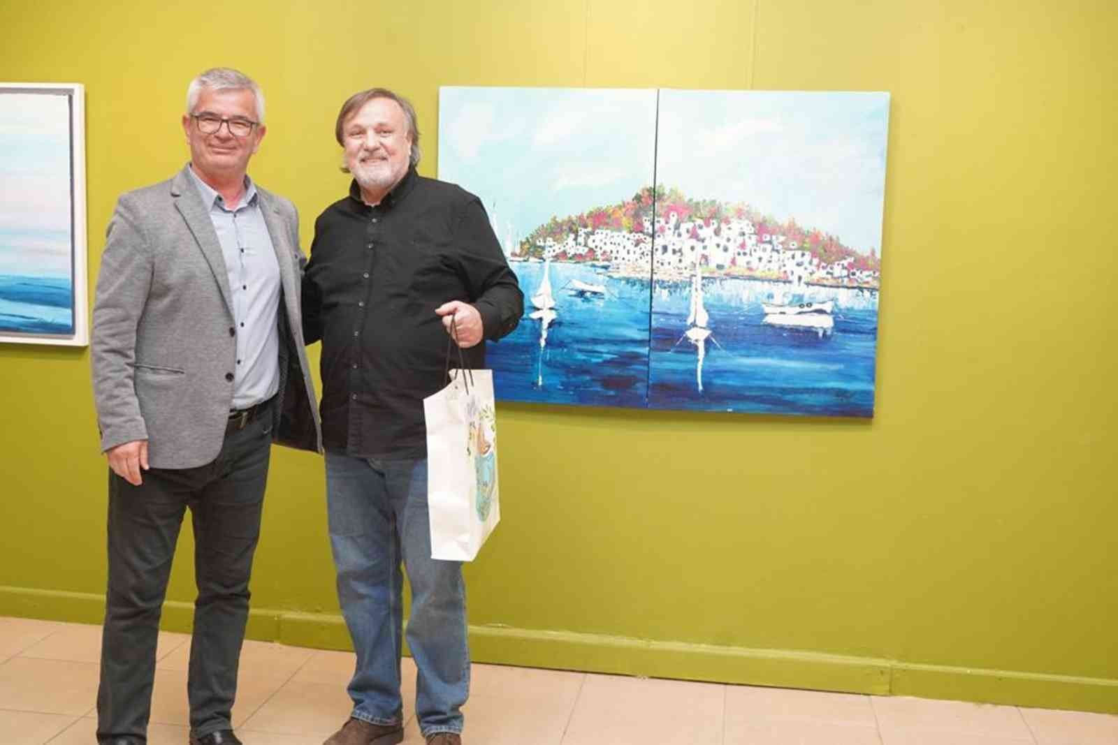 Ressam Önel’in, “Renkler ve Lekeler” isimli sergisine ilgi yoğun Ayvalık Belediyesi Sanat Galerisi Ressam Tayfun Önel’in “Renkler ve Lekeler” isimli resim sergisine ev sahipliği yapıyor. 8 Nisan akşamına kadar ...