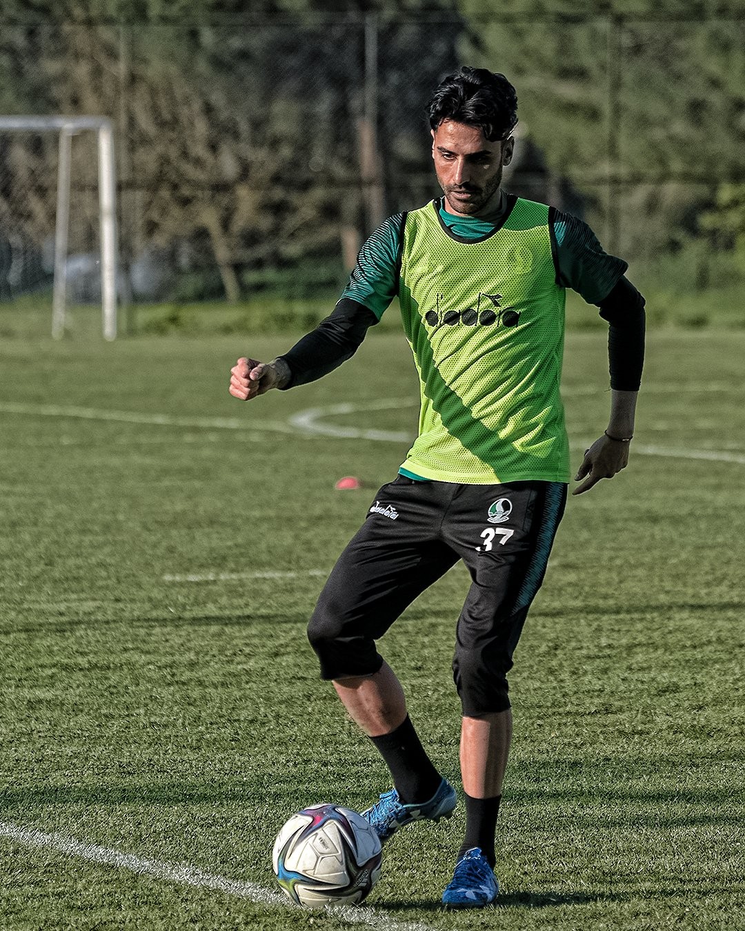 Sakaryaspor, şampiyonluk mesaisinde TFF 2. Lig Kırmızı Grup’un 36. haftasında Serik Belediyespor’a konuk olacak Sakaryaspor, galip gelmesi durumunda rakibi Bodrumspor maçının ...