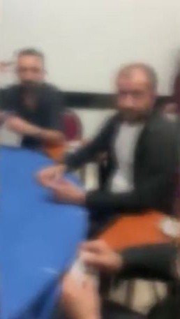 Sancaktepe’de kumar oynatılan kıraathaneye baskın İstanbul Sancaktepe’de kumar oynatıldığı tespit edilen kıraathaneye baskın yapıldı. Polis ekipleri, 6 şahıs hakkında toplamda 10 bin 914 lira ...