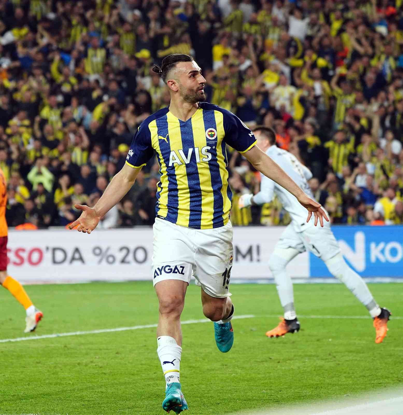 Serdar Dursun’dan 10. gol Fenerbahçe’nin forveti Serdar Dursun, Galatasaray karşısında attığı golle toplamda 10 gole ulaştı. Fenerbahçe’nin 30 yaşındaki forveti Serdar ...