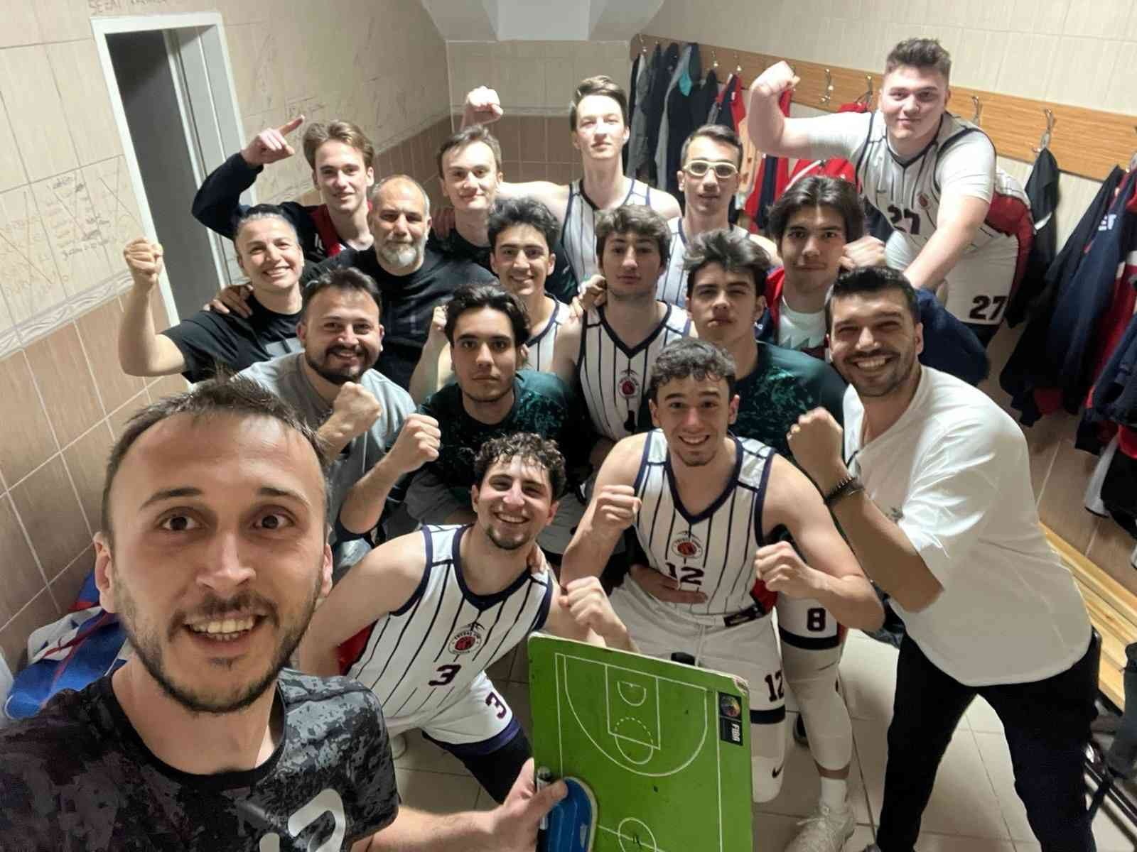 Tekirdağ basketbol tarihinde bir ilke imza atıldı TREDAŞ Spor, U18 Genç Erkekler kategorisinde Diyarbakır’da düzenlenen Anadolu Şampiyonası’nda rakiplerini eleyerek, Türkiye Basketbol Federasyonu ...