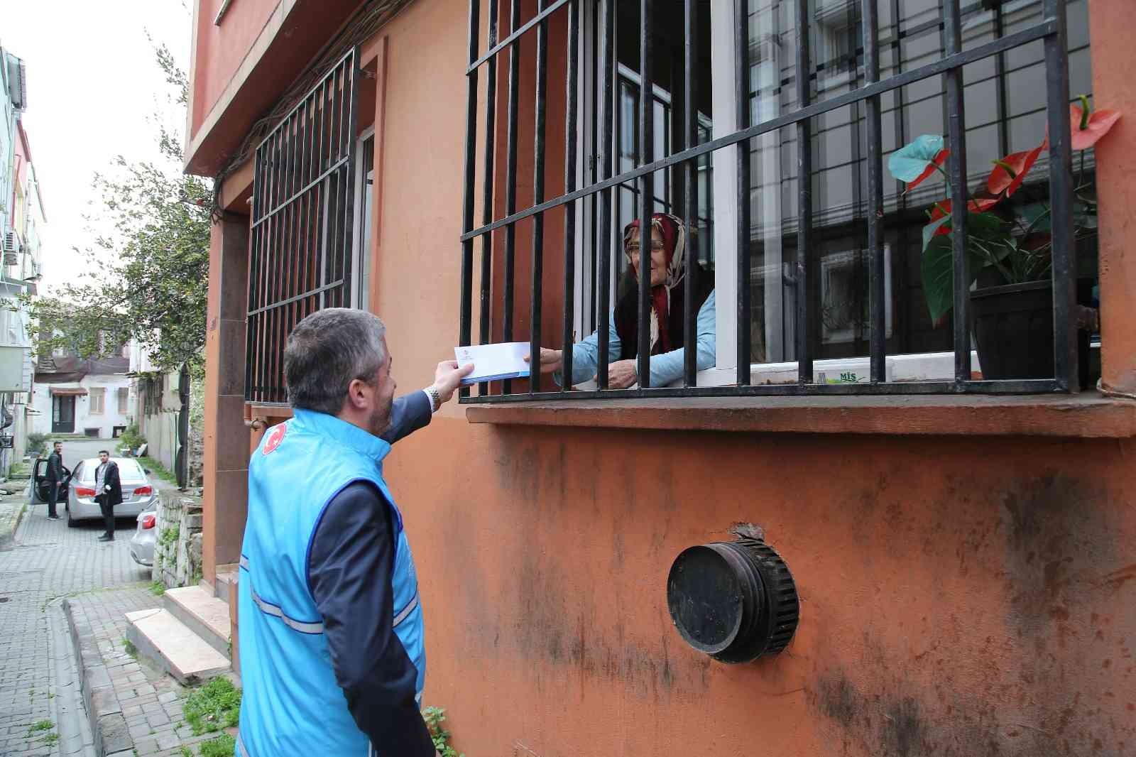 Türkiye Diyanet Vakfı, İstanbul’da 5 bin 500 aileye gıda yardım kartı dağıtacak Türkiye Diyanet Vakfı İstanbul Şubesi tarafından Ramazan ayı dolayısıyla ihtiyaç sahibi ailelere yardım kartı dağıtımına başlandı. İstanbul ...