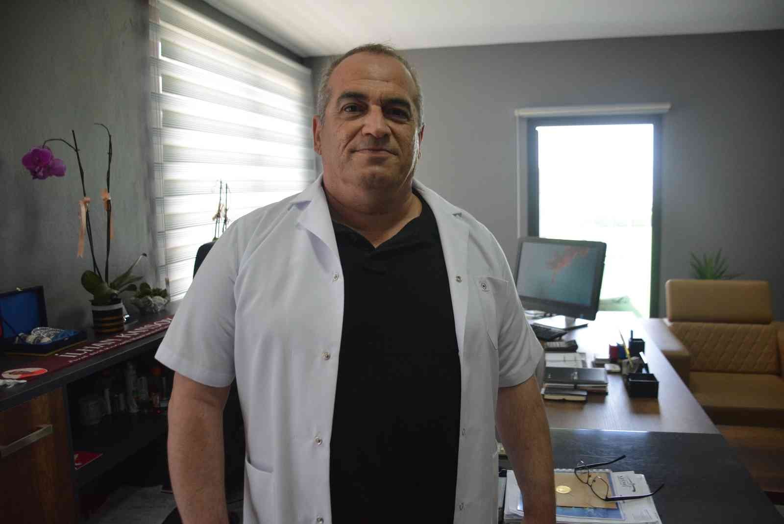 Kocaeli’de 100 milyonda bir görülen "PLS 3" hastalığıyla mücadele eden genç, hastalığa bağlı gelişen kırığın ameliyatı için özel bir hastaneye ...