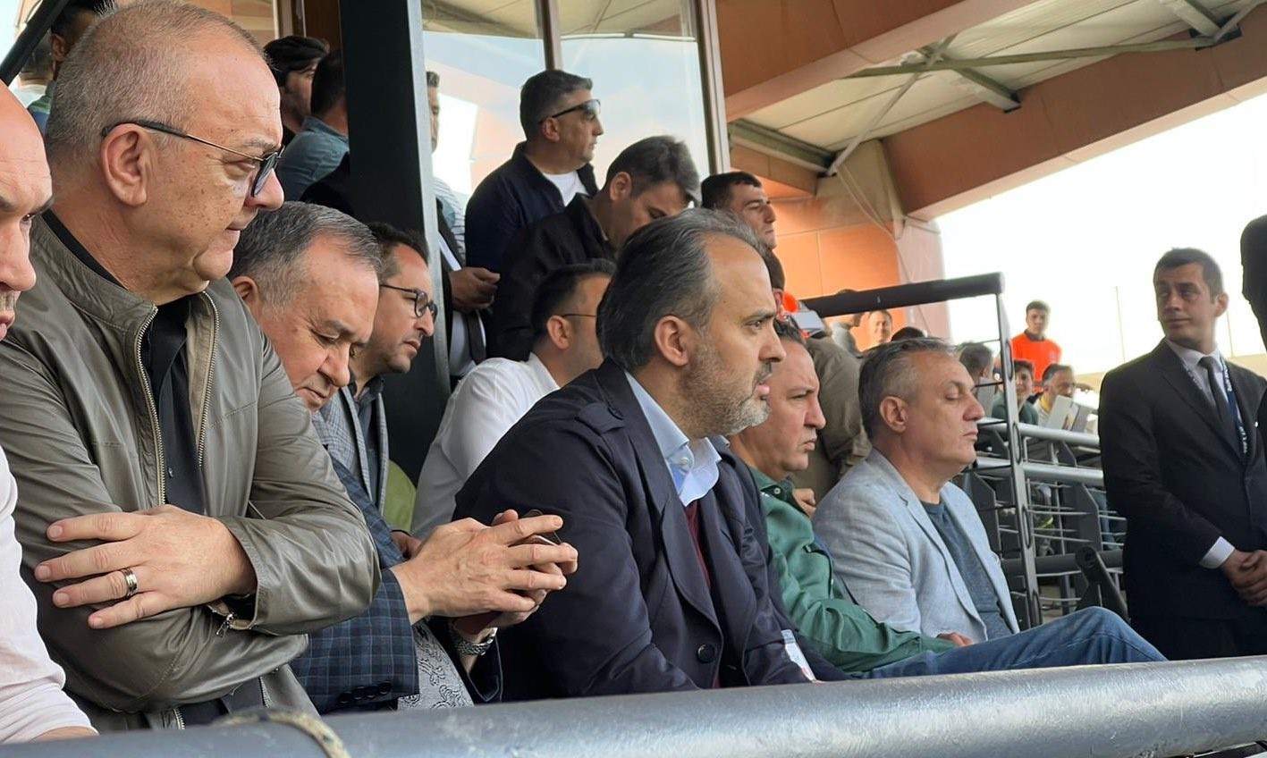 Bursaspor’un Manisa FK’yı 3-1 mağlup ettiği maçta tribünde bulunan Bursa Büyükşehir Belediye Başkanı Alinur Aktaş, karşılaşma sonrası, “Çok ...
