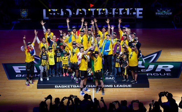 Basketbol Şampiyonlar Ligi’nde şampiyon Tenerife oldu Basketbol Şampiyonlar Ligi’nde Lenovo Tenerife, BAXI Manresa’yı 98-87’lik skorla mağlup ederek şampiyon oldu. Basketbol Şampiyonlar Ligi’nin (BCL ...