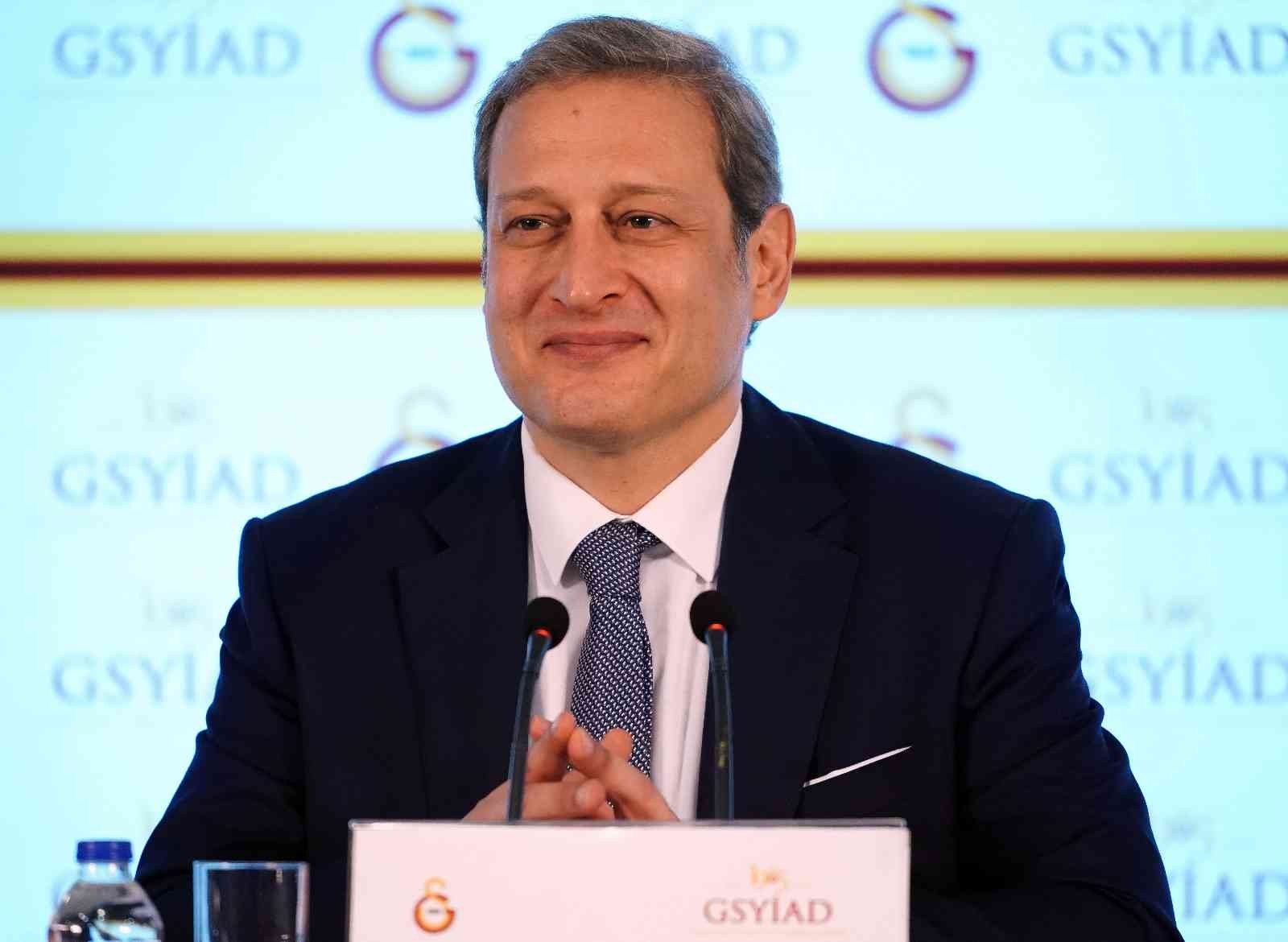 Burak Elmas: “Adalet istemek cesurların işidir” Galatasaray Spor Kulübü Başkanı Burak Elmas, 16 Haziran’da yapılacak TFF başkanlık seçimiyle ilgili, “Adalet istemek cesurların işidir. Sorunları ...