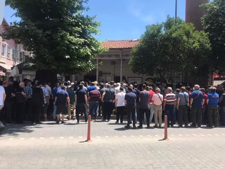 Edremit’te motor tutkunu mühendis kazada can verdi Balıkesir’in Edremit ilçesinde motosiklet tutkunu mühendisin ölümü, ilçede büyük üzüntüye neden oldu. Edinilen bilgiye göre, Çanakkale-İzmir ...