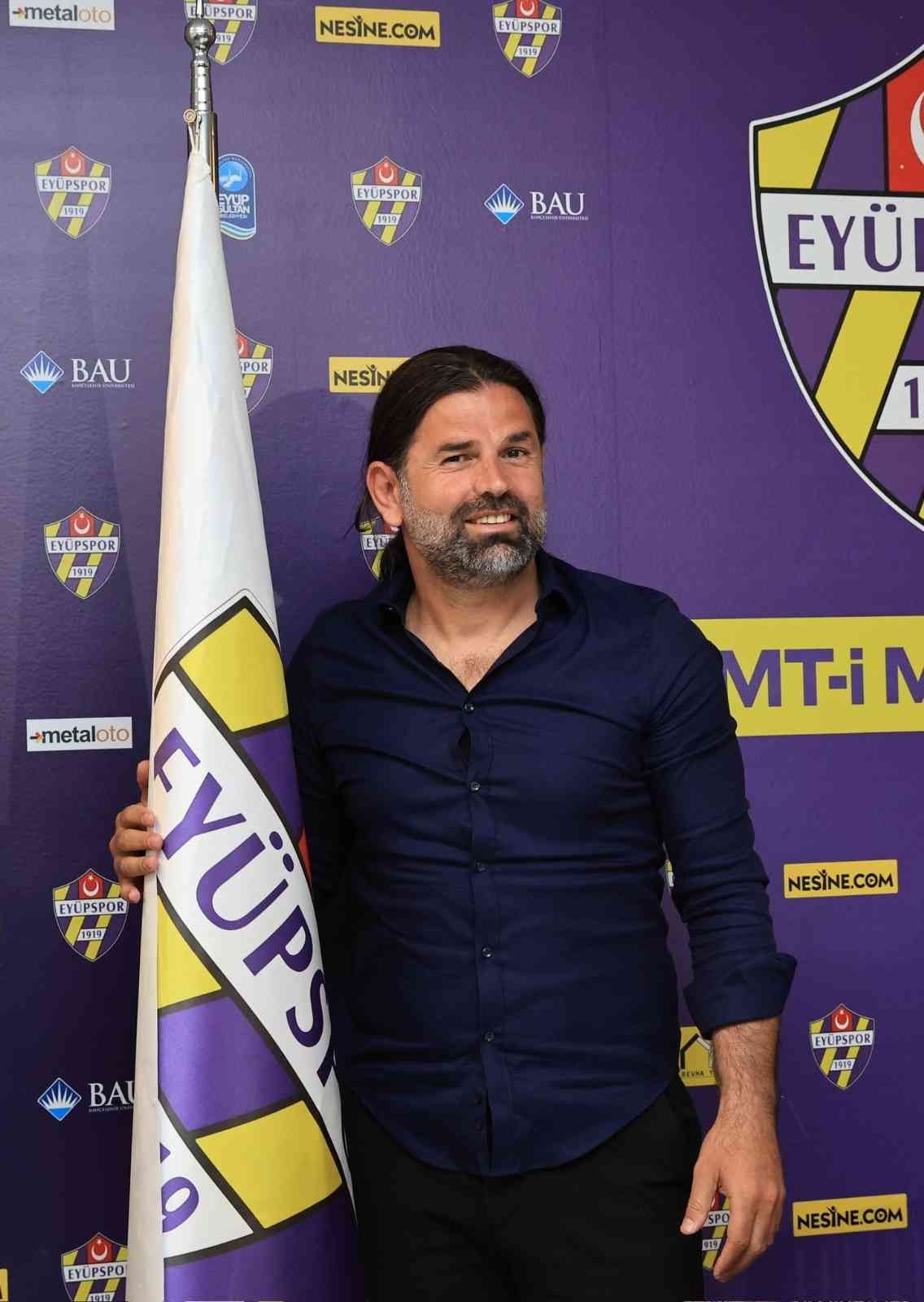 İbrahim Üzülmez, resmen Eyüpspor’da Spor Toto 1. Lig’de Eyüpspor, İbrahim Üzülmez ile 1.5 yıllık sözleşme imzaladı. Spor Toto 1. Lig’de play-off mücadelesi veren Eyüpspor, sezonun ...