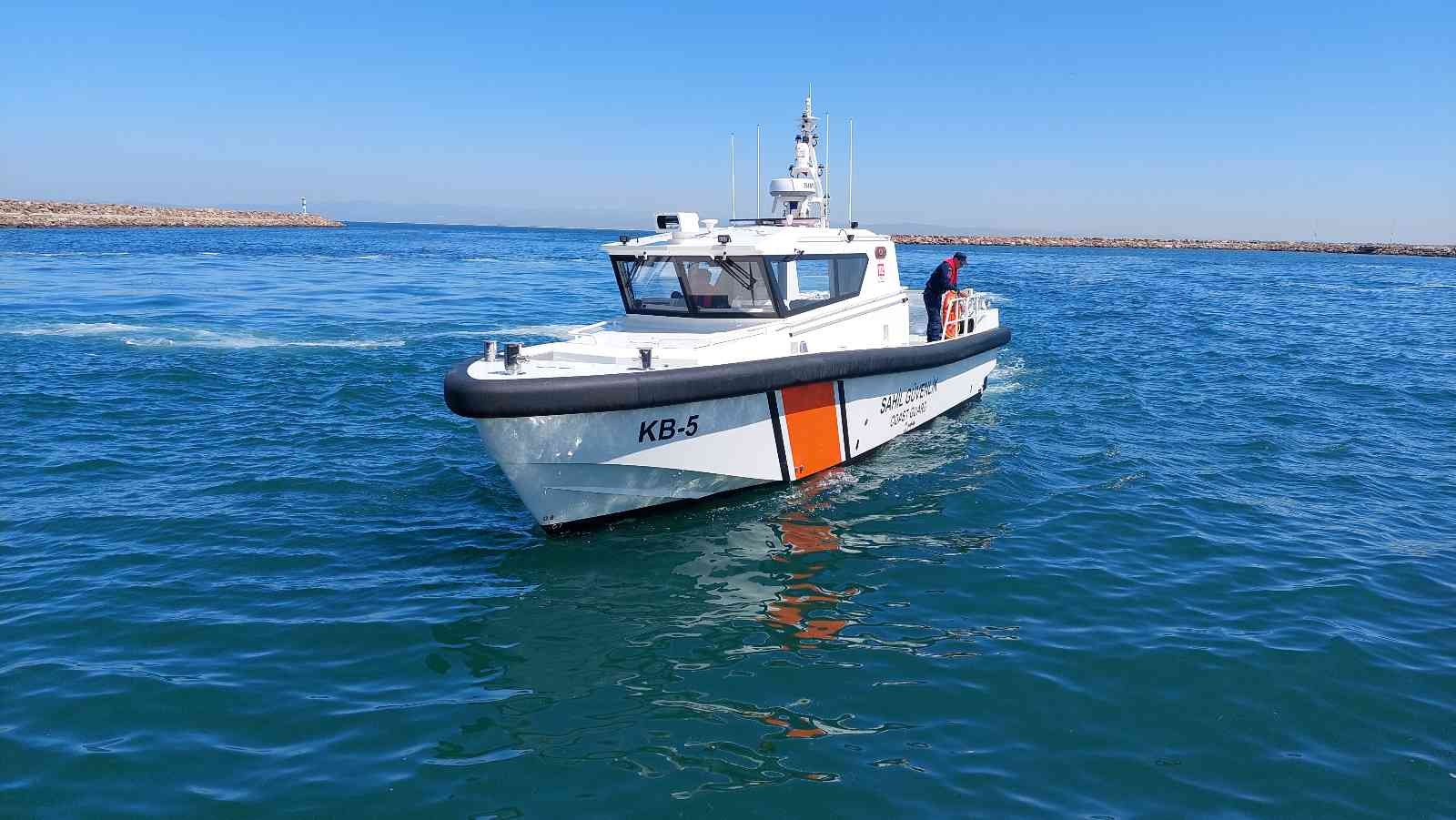 Yerli ve milli imkanlarla üretilen Kontrol Bot 5, Türkiye’nin Yunanistan sınırındaki gözü olmaya devam ediyor. Kontrol Bot 5, manevra kabiliyeti ...