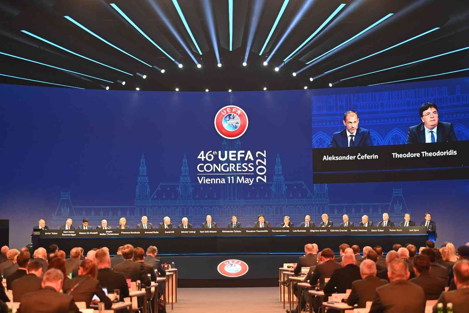 Türkiye Futbol Federasyonu Başkanı ve UEFA Yönetim Kurulu Üyesi Servet Yardımcı, Avusturya’nın başkenti Viyana’da yapılan UEFA Yönetim Kurulu ...