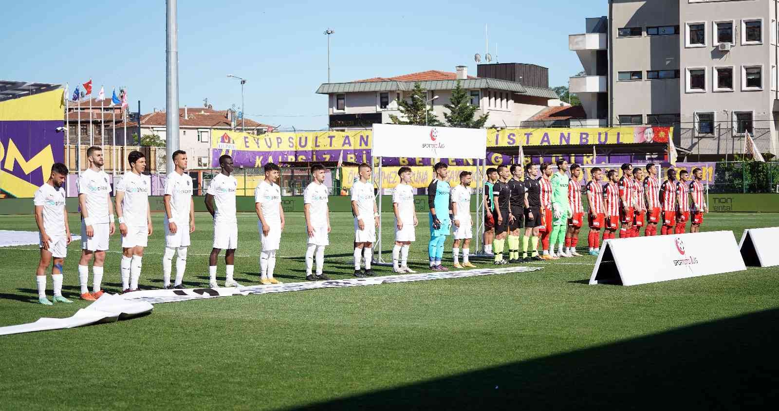 Spor Toto 1. Lig’in son haftasında Tuzlaspor, sahasında Samsunspor’a 4-2’lik skorla mağlup oldu. Maçtan dakikalar 5. dakikada ceza sahası içi ...