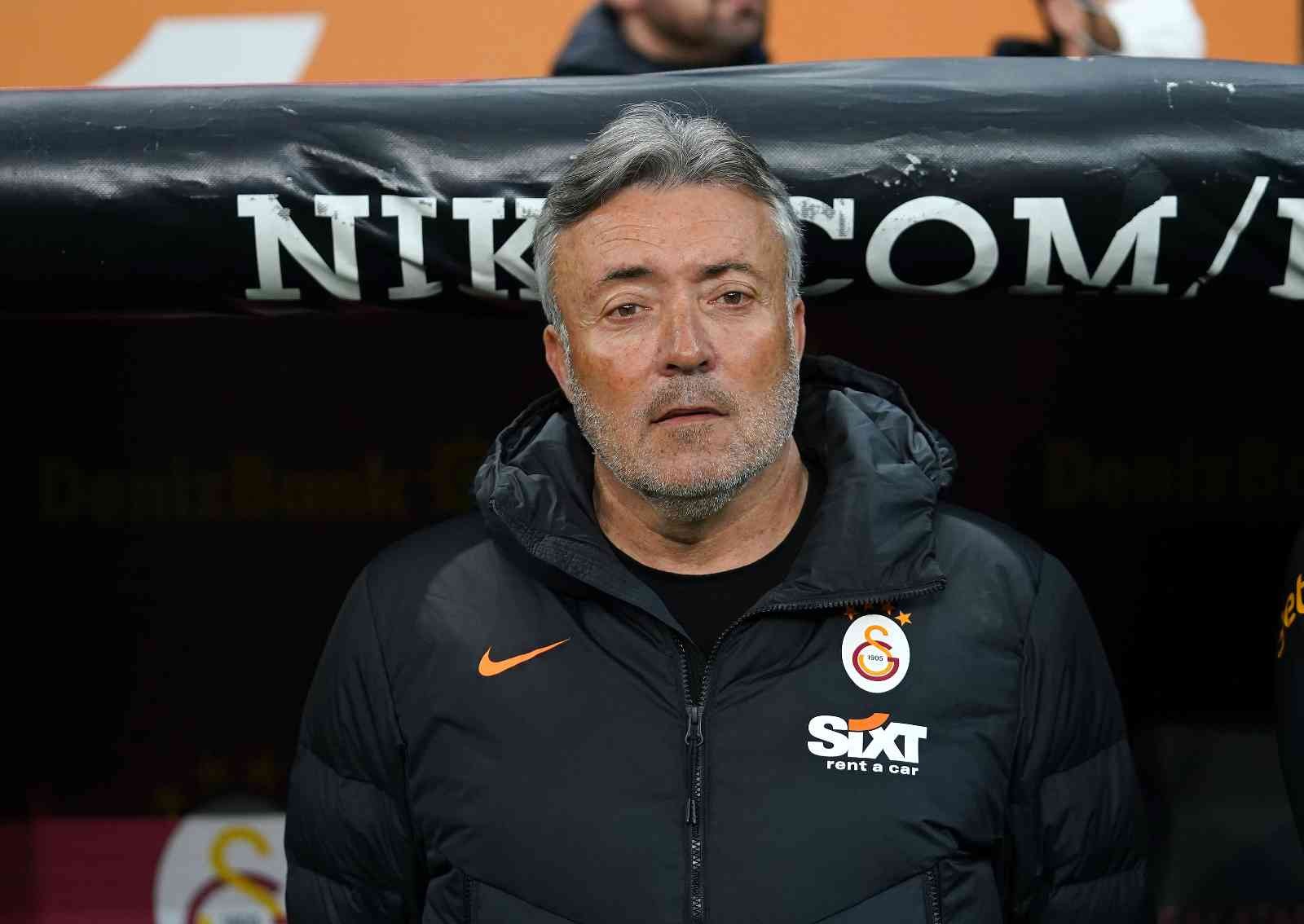 Spor Toto Süper Lig: Galatasaray: 1 - Sivasspor: 0 (Maç devam ediyor) Spor Toto Süper Lig’in 35. haftasında Galatasaray, Sivasspor’u konuk ediyor. Mücadelenin 15 dakikası sarı-kırmızılı ekibin 1-0 üstünlüğü ile ...
