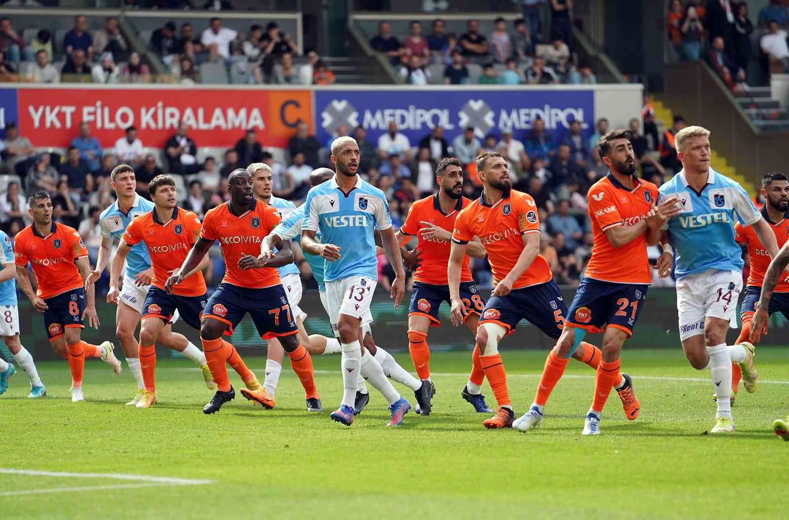 Spor Toto Süper Lig’in 38. ve son haftasında Medipol Başakşehir evinde Trabzonspor ile karşılaşıyor. Mücadelenin ilk yarısı turuncu ...