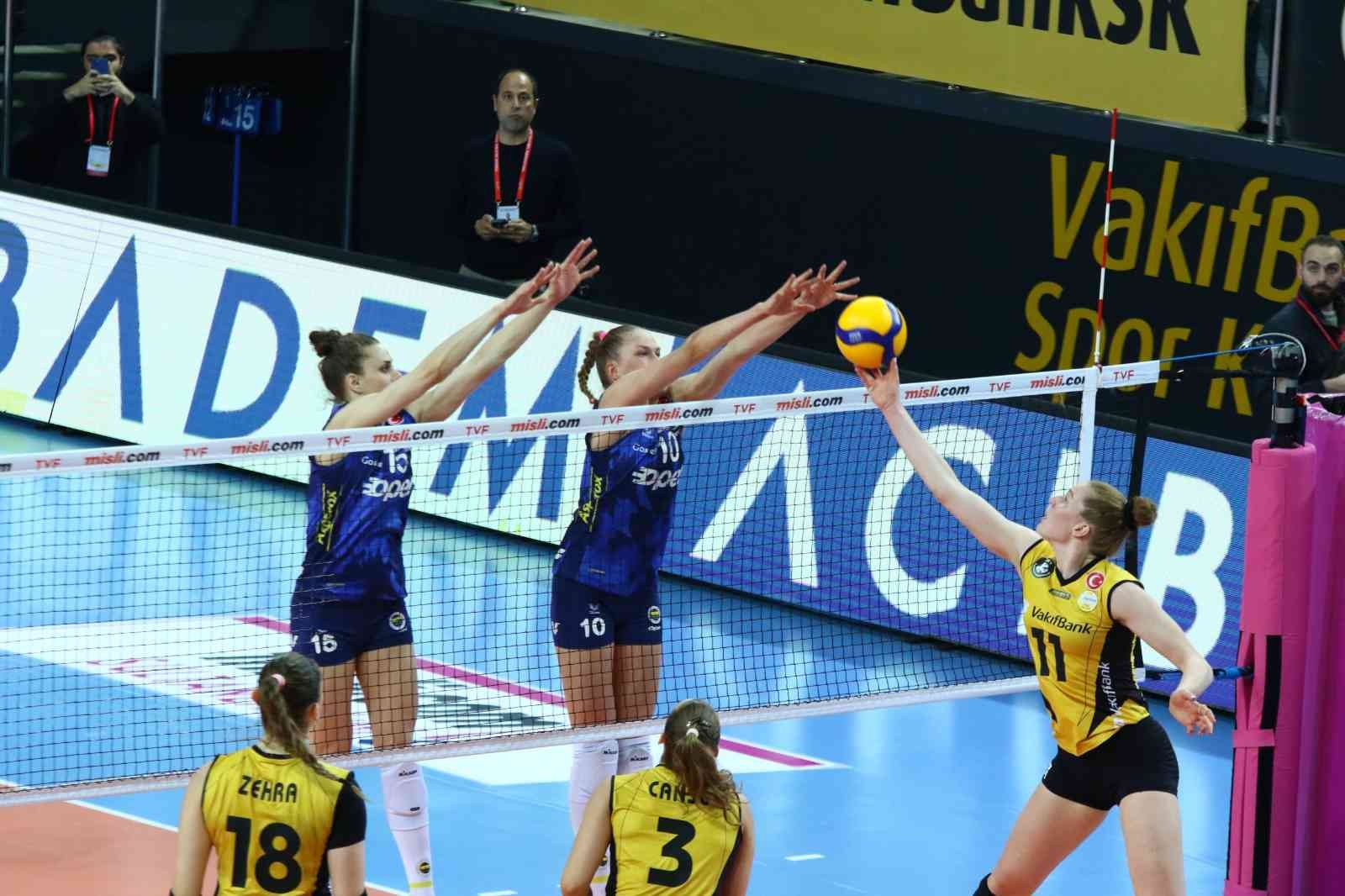 Sultanlar Ligi’nde final heyecanı devam ediyor Misli.com Sultanlar Ligi Play-off Final Etabı 3. maçında VakıfBank yarın Fenerbahçe Opet’i konuk edecek. VakıfBank ile Fenerbahçe arasındaki ...