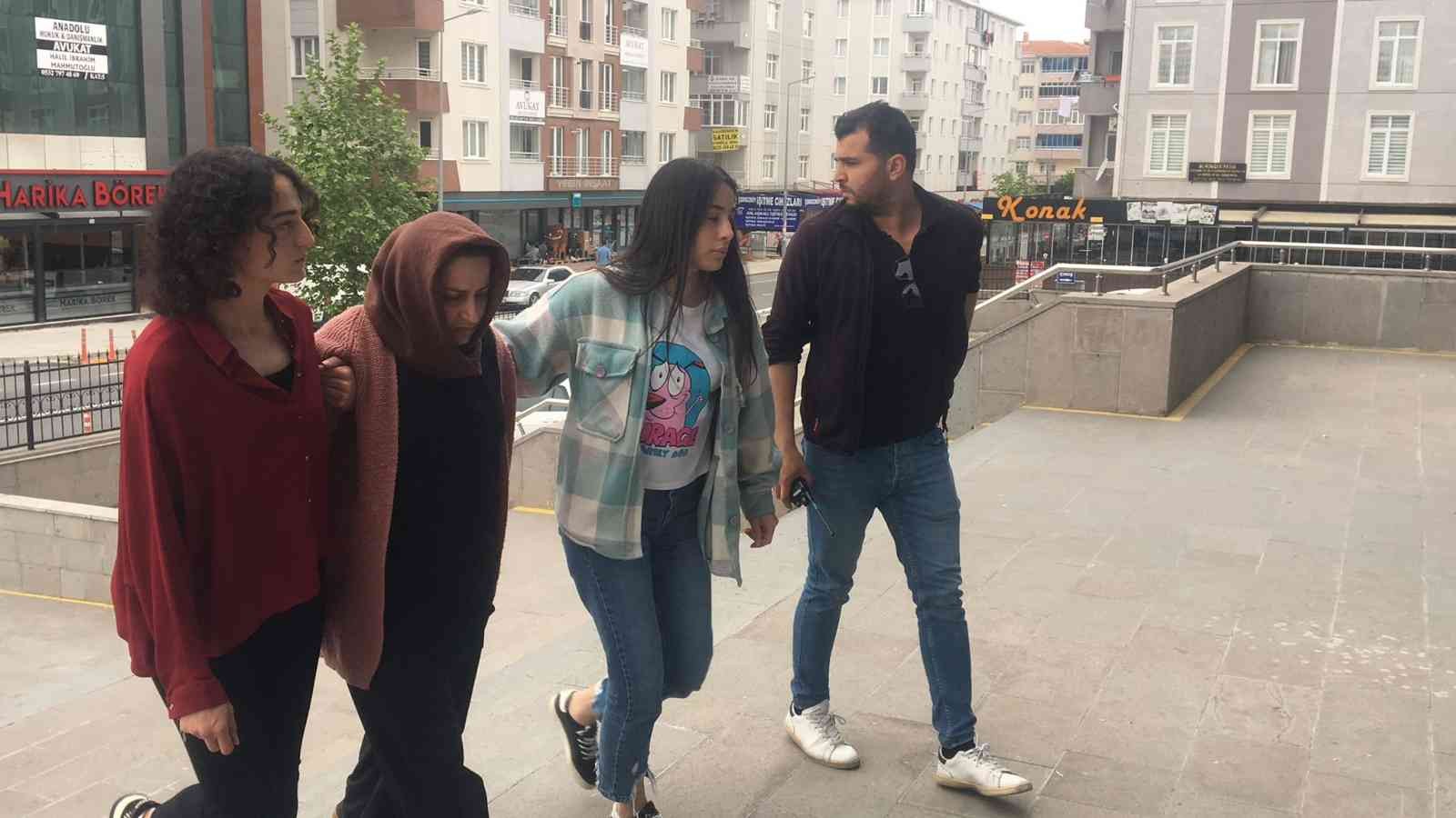 Tekirdağ’ın Çerkezköy ilçesinde cinnet getirmesi sonucu 6 yaşındaki kızını bıçaklayarak öldüren anne tutuklandı. Tekirdağ’ın Çerkezköy ilçesine ...