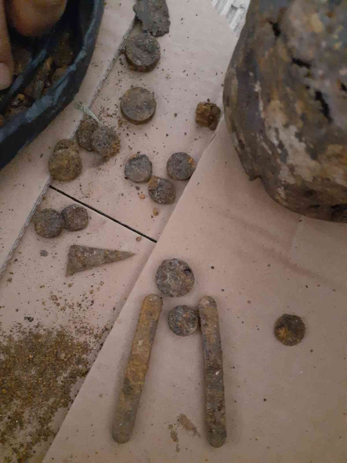 Tekirdağ’da bulunan Balkan Savaşı’ndan kalma top mermisi imha edildi Tekirdağ’da arazide bulunan tarihi top mermisi, Tekirdağ İl Emniyet Müdürlüğüne bağlı bomba imha ekiplerince imha edildi. Kapaklı ilçesindeki boş ...