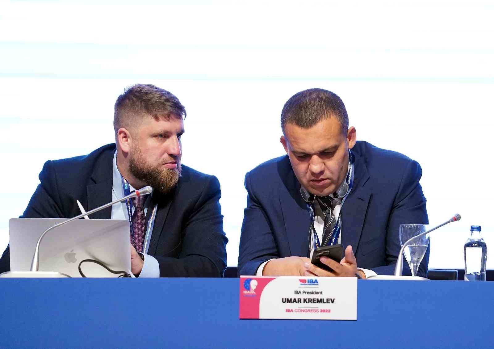 İki gün sürecek olan Uluslararası Boks Birliği (IBA) Olağanüstü Kongresi’nde ilk gün tamamlandı. Kongreye katılabilme hakkı olan 165 üye ülkeden ...