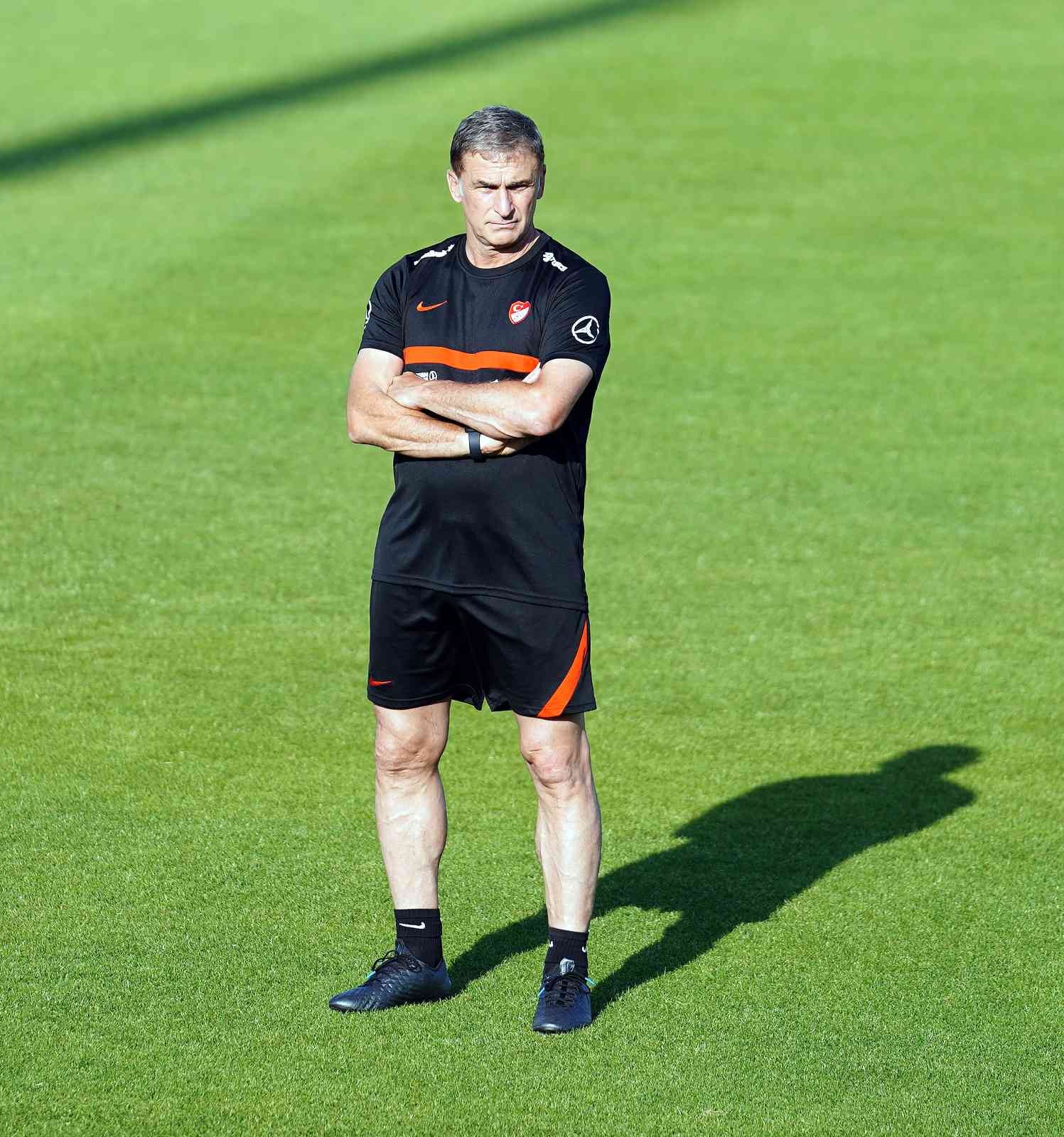 A Milli Futbol Takımı, UEFA Uluslar C Ligi 1. Grup’ta 4 Haziran Cumartesi günü Faroe Adaları ile oynayacağı maçın hazırlıklarını yaptığı ...