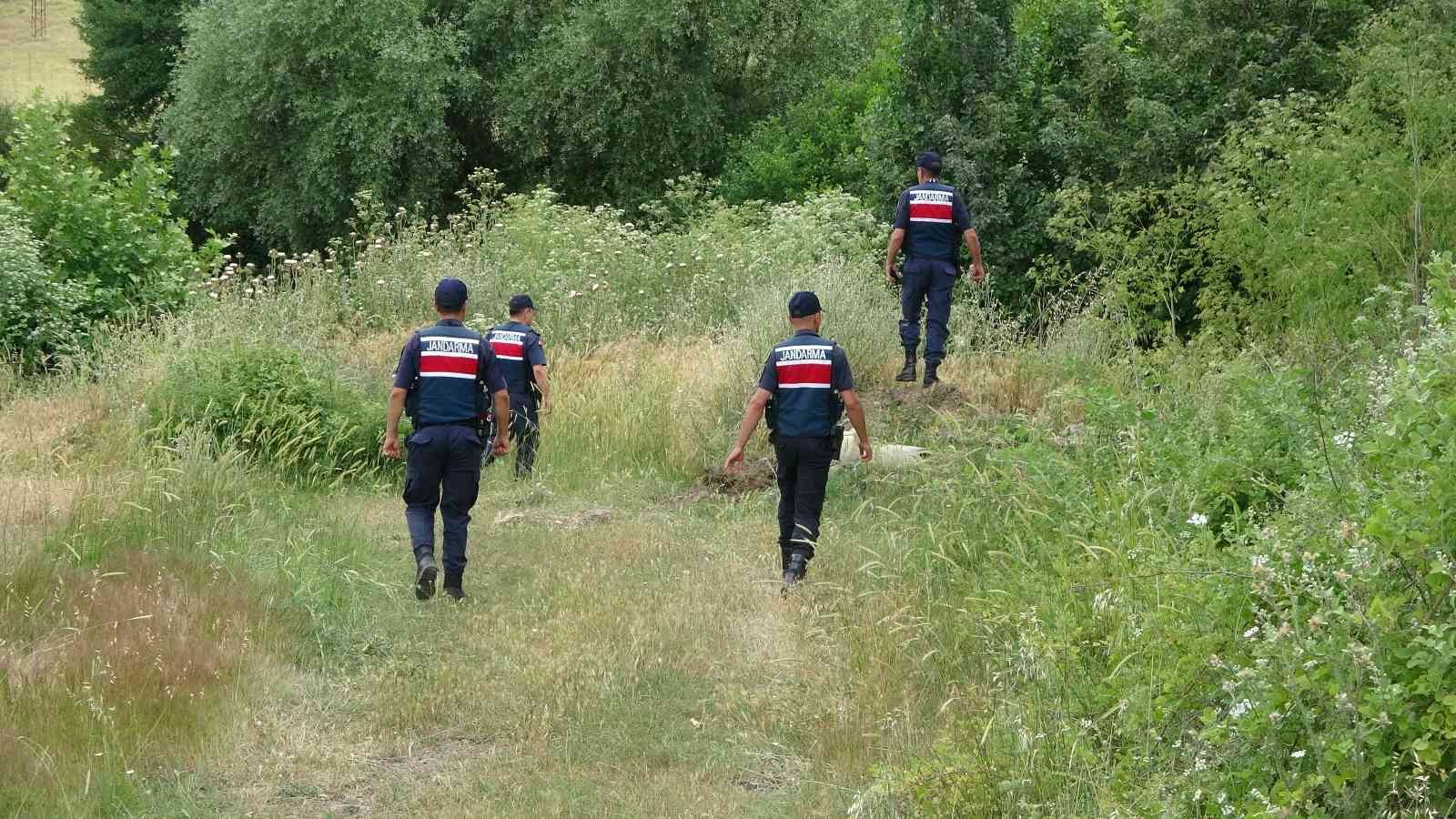 Çanakkale’nin Çan ilçesine bağlı Şerbetli köyünde yakınlarının kayıp ihbarı yaptığı Köy Muhtarı İlker Mustafa Kuloğlu (51) ile eşi İlknur Kuloğlu ...