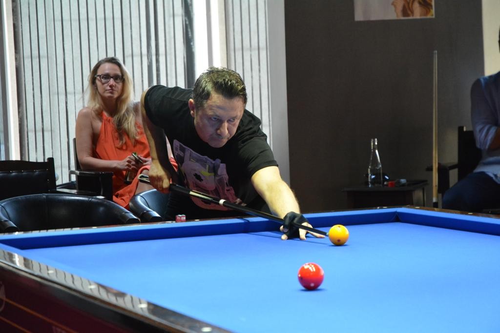 Ünlü isimler, Maltepe’deki bilardo turnuvasında kozlarını paylaştı Maltepe’de düzenlenen “Verhoeven Cup İstanbul Şöhretler Karması 3 Bant Bilardo Turnuvası” başladı. Turnuvanın açılışına katılan Dağhan Külegeç ...