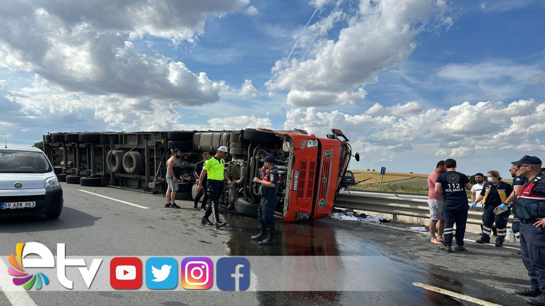 DEVRİLEN-TIRIN-İÇİNDEN-BURNU-BİLE-KANAMADAN-ÇIKTI