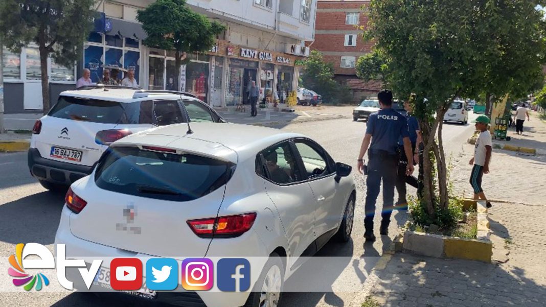 YOLUN-KARSISINA-GECEN-COCUK