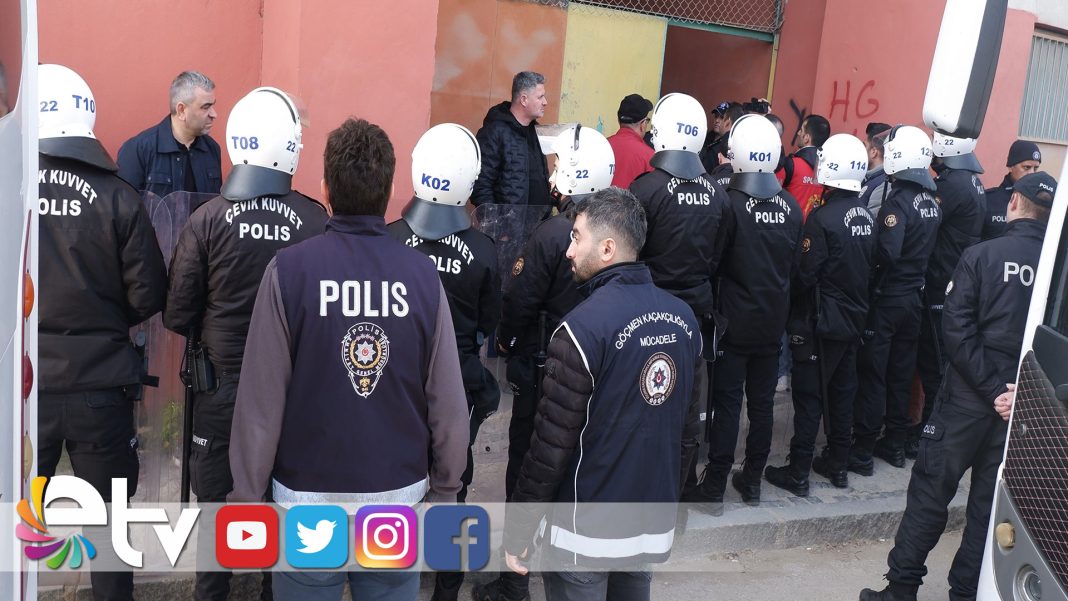 MAC-ONCESI-ORTALIK-KARISTI-POLISE-ZORLUK-CIKARAN-TARAFTARA-GOZALTI