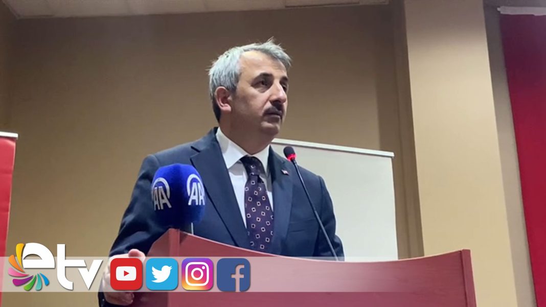 VALI-SEZER-MUHTARLARLA-BULUSTU