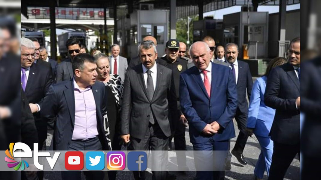 BULGARISTAN-BASBAKANI-GLAVCEV-KAPIKULEYI-ZIYARET-ETTI