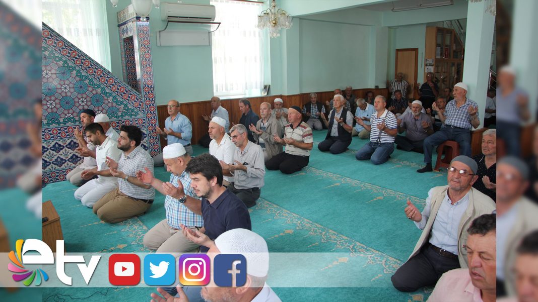 CIFTCILER-YAGMUR-DUASINA-CIKTI